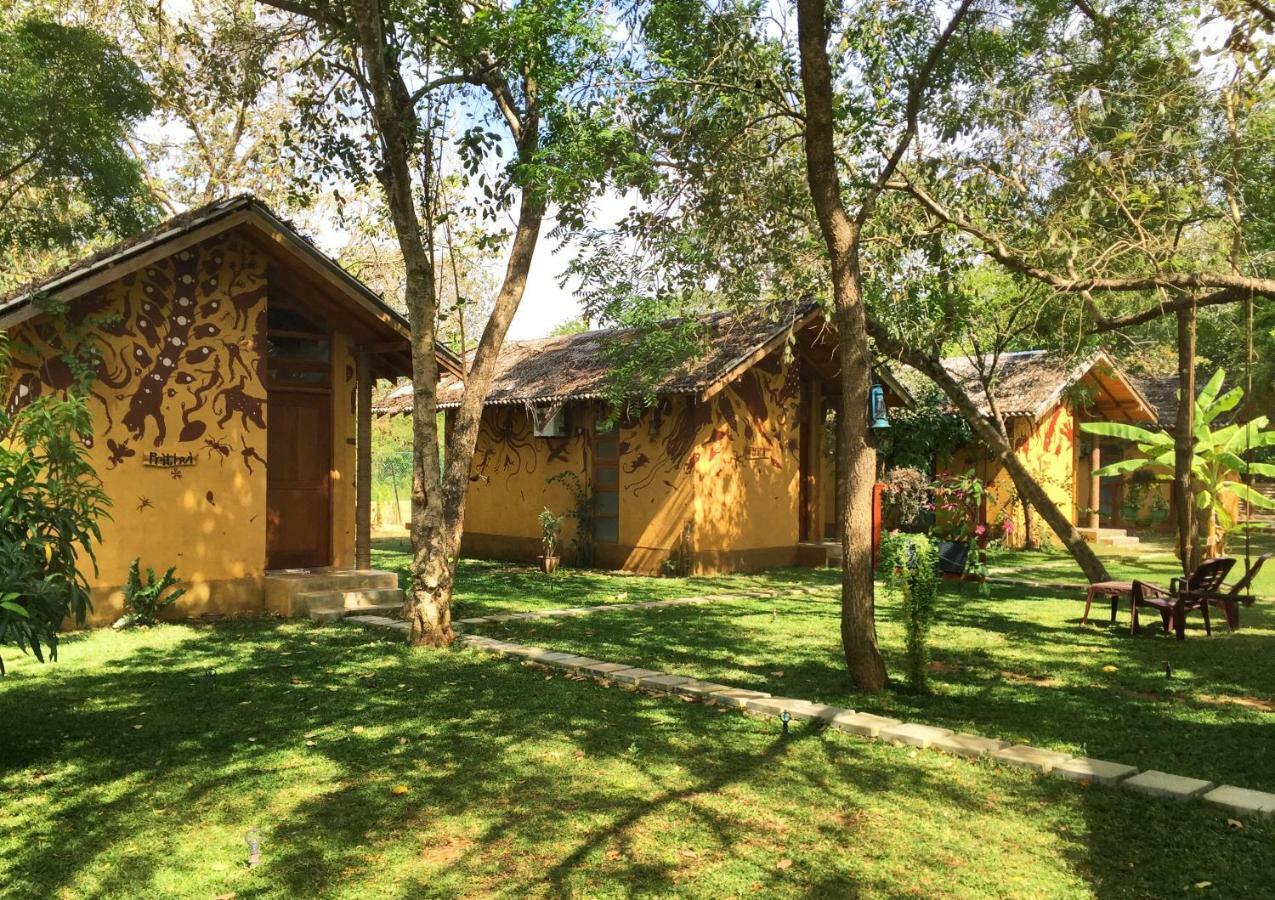 Sat Nam Village Eco-Hotel Sigiriya Bagian luar foto