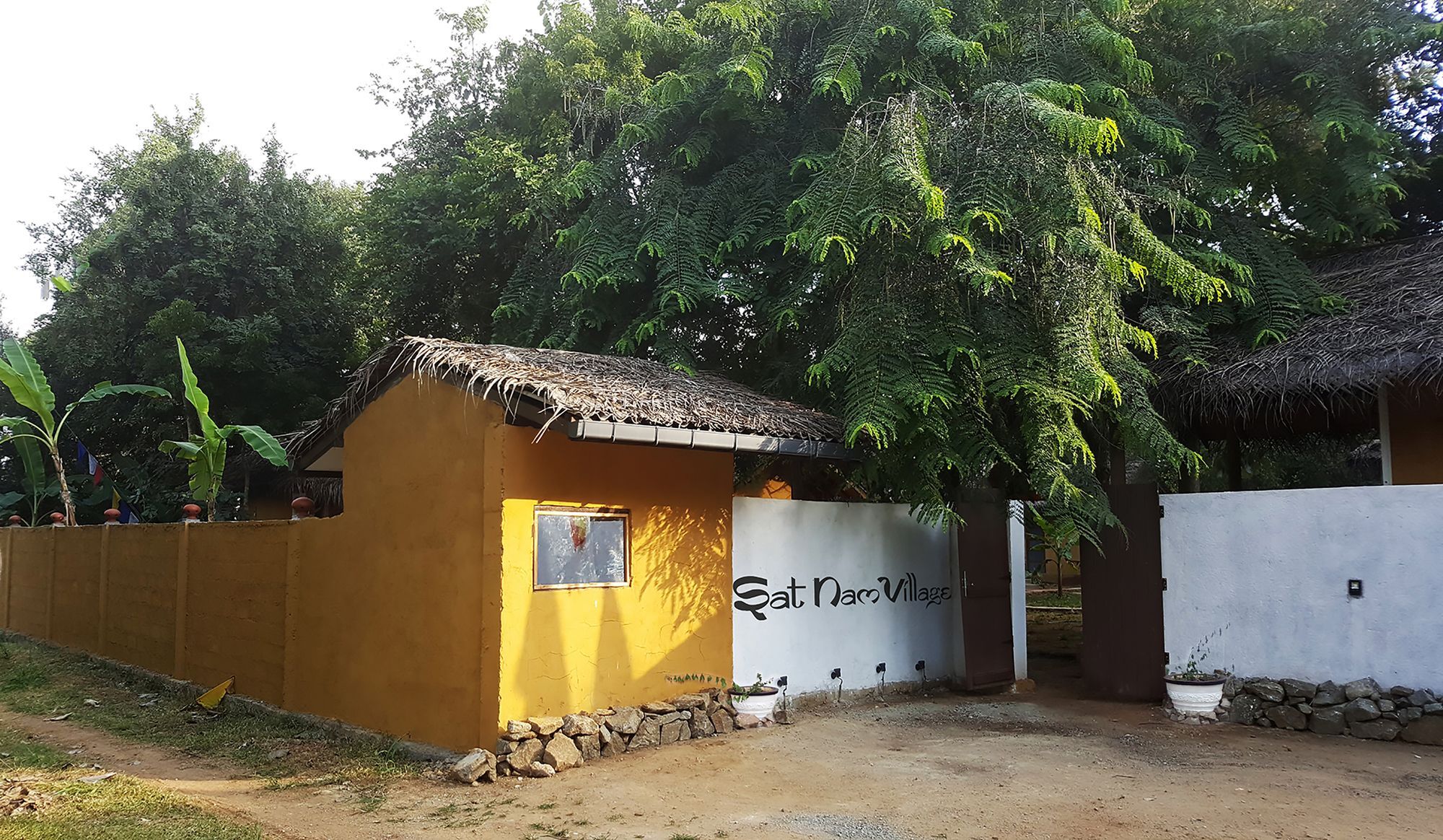 Sat Nam Village Eco-Hotel Sigiriya Bagian luar foto